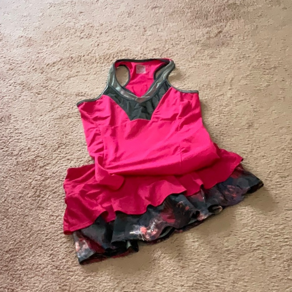 Lucky in love top/ lija tennis skirt M